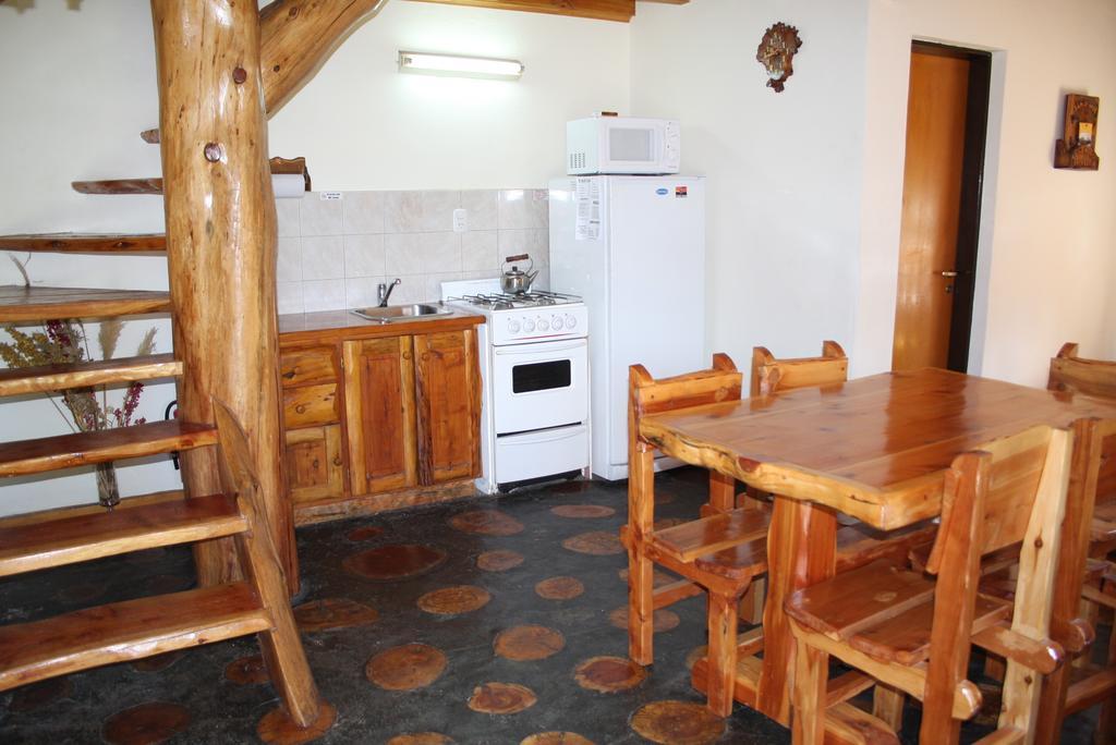 Apart Samay Hue Bungalows Dina Huapi Eksteriør bilde