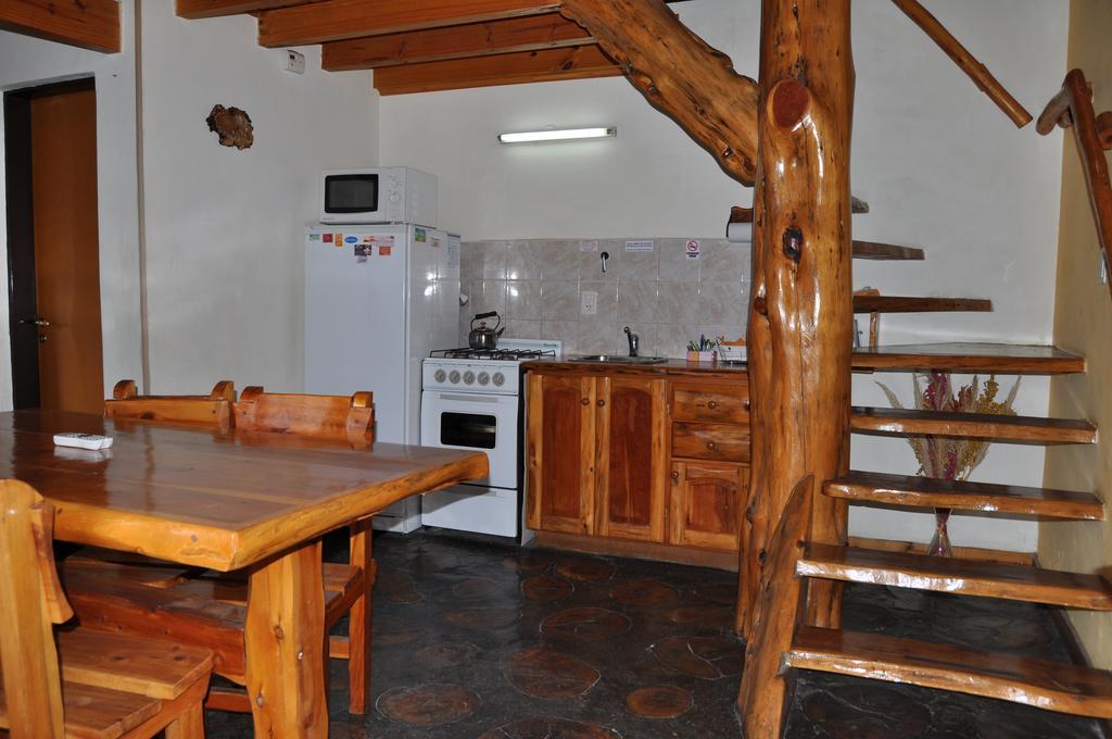 Apart Samay Hue Bungalows Dina Huapi Eksteriør bilde